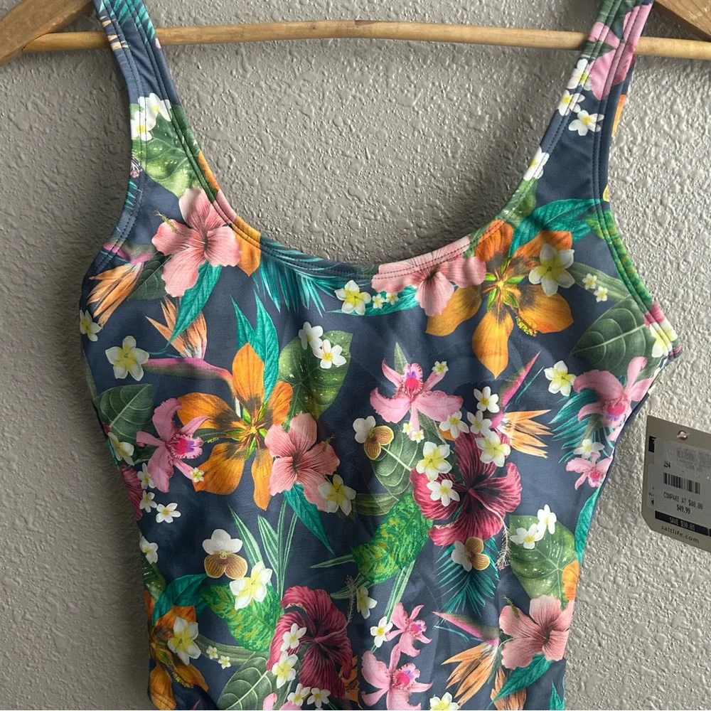 NEW Salt Life gray floral tropical scoop neck one piece‎ bathing suit